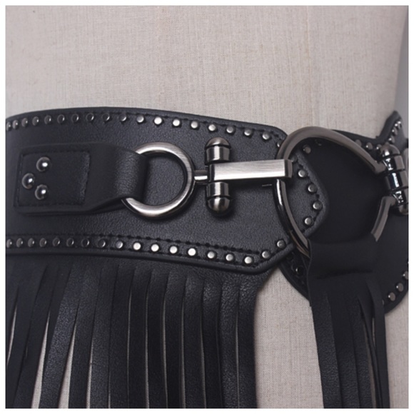 Black Vegan Leather Fringe Belt - Picture 3 of 6